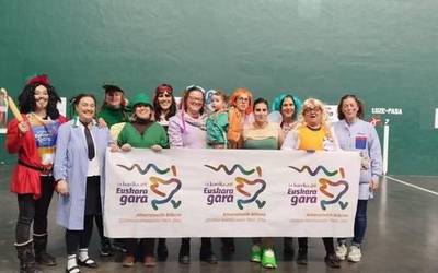 Aretako Kultura Etxeak hartu zuen atzo mozorroen jaia