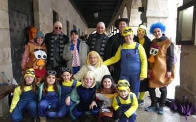 Sormena eta festa giroa nagusi Bergarako Aratusteetan