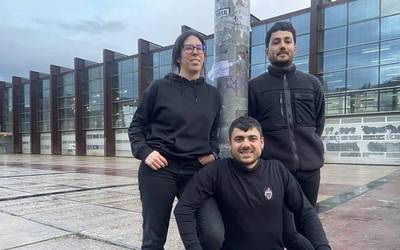 [BIDEOA]: "Jaialdiko jendeak egiten du eder 40 Minutu Rock"