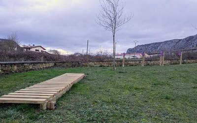 Bizikleta parkea egin dute Ziordian