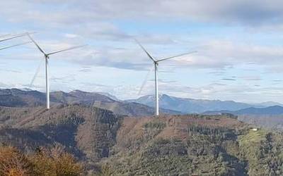 Basalgo zentral eolikoaren kontrako mendi martxa eta beste antolatzeko batzarra, gaur Gaztetxean