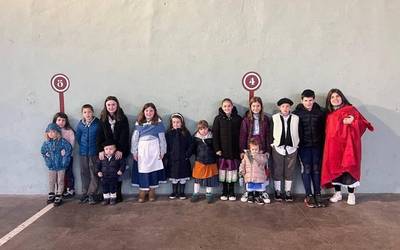 Giro polita izan dute Berrotean Orakunde egunean