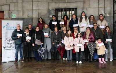 Txankakuaren Eguberrietako zozketako sarituek jaso dute dagokien saria