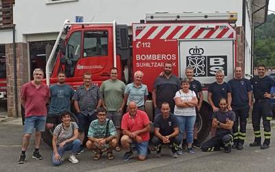 Antolaketa faltak ez errepikatzeko, bi protokolo prestatu ditu Etxalarko Sute Elkarteak