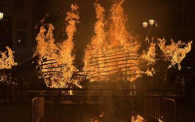 Ohorezko matrikula Raquel Peñarandarentzat, La Merced ikastetxea oinarri