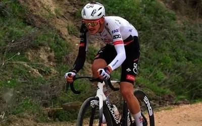 Arrieta zazpigarren Jaengo Paradisuan