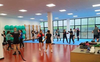 AGAk boxeo eta K1 kirolen entrenamendua antolatu du zapaturako