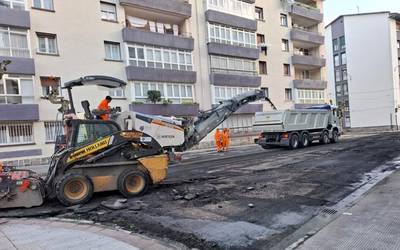 Hasi dituzte asfaltatze lanak Arrasateko Aragoa kalean