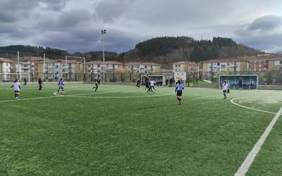 Bagatoz bueltan Jolashezi eta futbol topaketekin!