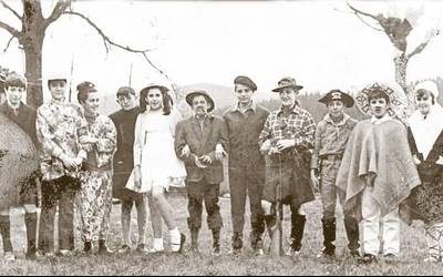 Elgoibarko "scout" taldeak antolatutako mozorro lehiaketa