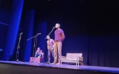 Bertsolariekin bertsotan