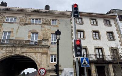 Kultura etxeko semaforoaren lanek 3.000 euroko aurrekontua izan dute