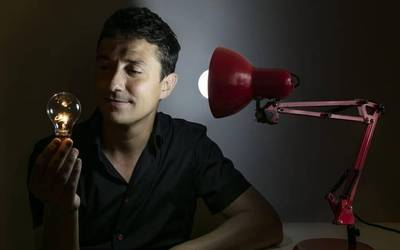 Nacho Diago magoaren argiak eta itzalak San Agustinen