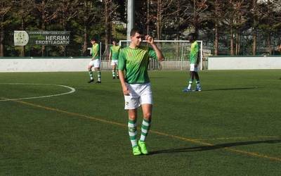 Futbol talde nagusien artean Beti Gaztek eta Aurrerak bakarrik irabazi dute asteburuan