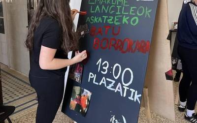 Martxoaren 8rako panelak egiteko baliatu du Itaiak lehen komitea