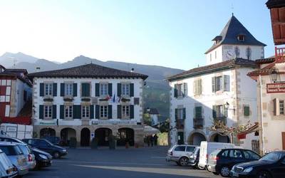 Herriko bozen karietara, Sarako hautagaiekin eztabaida publikoa eginen dute bihar Saran