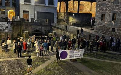 Sarrigurengo hilketa matxista salatu dute