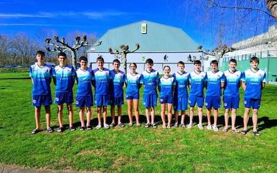 Asteburuan emaitza oso onak lortu dituzte Zubiaurreko igerilariek