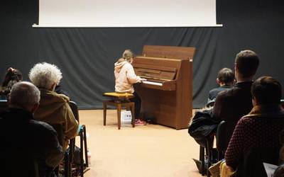 Danbolineko biolin, piano eta kantuko ikasleek kontzertua eskainiko dute ostiral honetan