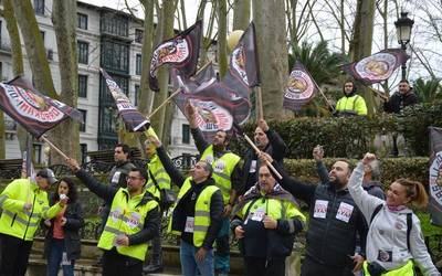Garnicak eta sindikatuek Espainiako Auzitegi Gorenera eramango dute Maderas de Llodioko epaia, nahiz eta laster bilera izango duten Eusko Jaurlaritzar