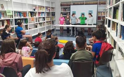 Emakume zientzialariei buruzkoa izanen da otsaileko Doneztebeko liburutegiko erronka