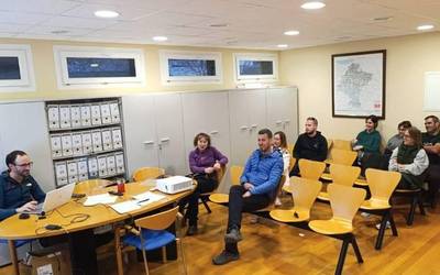 AHT azterlana eta alternatibaren azalpenak