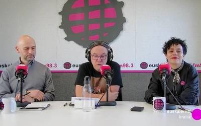 "Espainiako ezker federalistak marka bat baino gehiago, programa argi bat behar du"