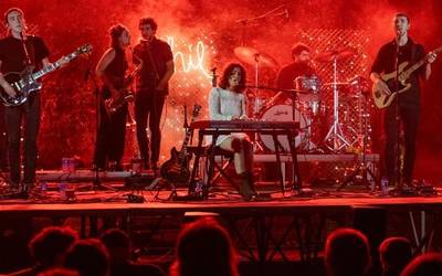 Naxker, Nhil eta Gailu musika taldeen kontzertuak egunotan kartzela zaharrean