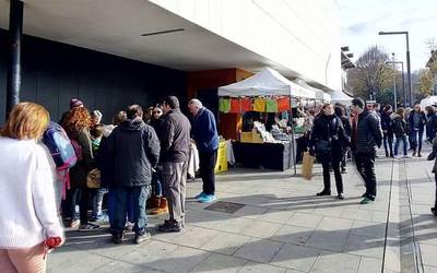 Baztango ekoizle eta artisauek merkatua eginen dute larunbatean Elizondon