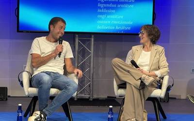 Ongizatea dago sare sozialetatik kanpo eta ondo jatean