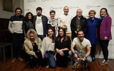 "Hezur-haragizko literatura" aldarrikatu dute 44. Bizenta Mogel ipuin lehiaketaren sari banaketa ekitaldian