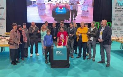 Trebetasuna, elkarlana eta ilusioa barra-barra First Lego League txapelketako Arrasateko finalean