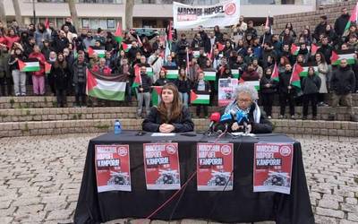 Israelgo Maccabi eta Hapoel taldeen bisita boikotatzeko deia egin dute