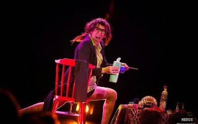 'Ovarios verdes fritos' antzezlana ikusteko aukera izango da ostiralean, Mendaron