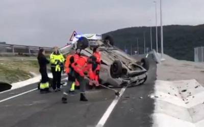 Auto istripuagatik emakumezkoa zaurituta