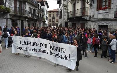 Baztan-Bidasoko eta Xaretako mugimendu feministak Saran eginen du manifestazioa igandean
