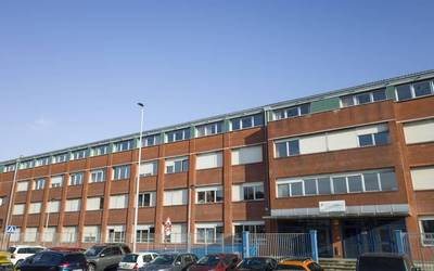 Artatza-Romo institutua itxiko dute 2026-27 ikasturtean, itsasadarraren azpiko tunelaren obren ondorioz