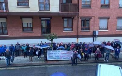 Berrizko pentsiodunek manifestaziora deitu dute