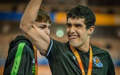 Eneko Carrascal: "Urre honek buruan ate bat zabaltzeko balio izan du, pantaila gaindituko banu bezala"