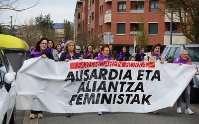 Konplize ditut eta maite ditut denak!