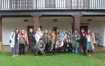 Sorginak Emakume Elkartekoek ez diote hutsik egin Martxoaren 8ari