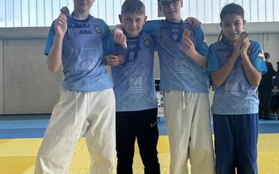 Arrasate Judo Elkarteko infantil mailakoen lan txukuna Gipuzkoako txapelketan