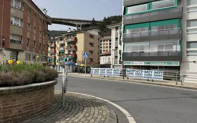 Greben gaineko azalpenak emateko hitzaldia gaur, M17aren harira