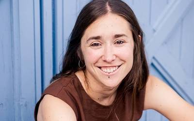 'Zaldi bat' eleberria aurkeztu du Maddi Ane Txoperena idazle lesakarrak