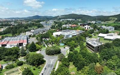 Parke Teknologikoak 1.000 ikasle inguru hartuko ditu gaur