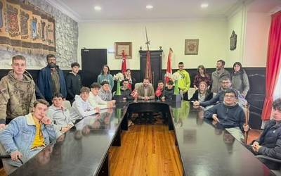 Josefinos Ikastetxeak Italiako ikasleak hartu ditu Europako mugikortasun programaren barruan, eta Urduña nazioarteko Lanbide Heziketarako helmuga gisa