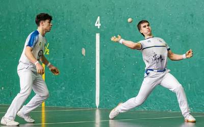 Zizur Nagusiko lau eta erdiko pilota txapelketa irabazi du Iker Izagirrek