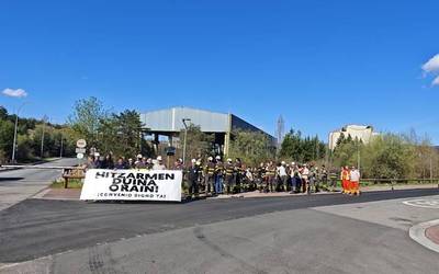 Tubacex enpresan deitutako azken lanuzteak izan dituzte gaur, baina gehiago egiteko atea ireki dute