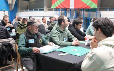 Omenaldia egin diote Jesus Kortabarria 'Kaxeta'-ri Gipuzkoako Mus Txapelketan