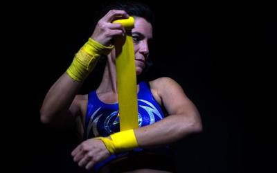 Carka Noviren 'Bestias' eta 'Luchadoras' antzezlanak egunotan Bergaran